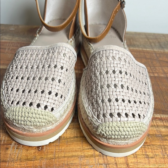 Vince Camuto Brown and Taupe Espadrille Sandals, Women’s 8 - Picture 4 of 9